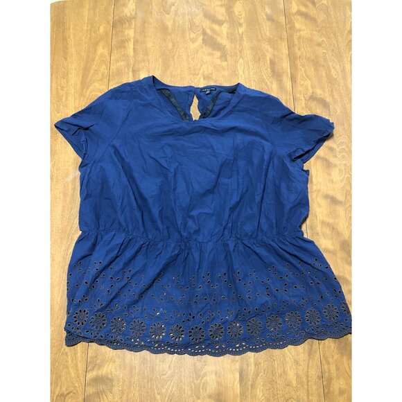 Lane Bryant Blue Tunic Shirt Short Flutter Sleeve Peplum Eyelet Embroidery 28 - Picture 2 of 8